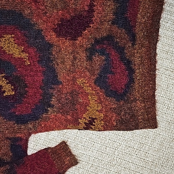 Vintage JEANNE PIERRE Mohair Turtleneck Sweater with Abstract Patterns Small - Picture 9 of 15